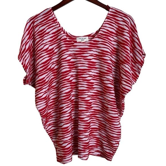 Kim & Cami Los Angeles Textured Red & White Patterned Blouse Top Size Medium NEW - Picture 1 of 8